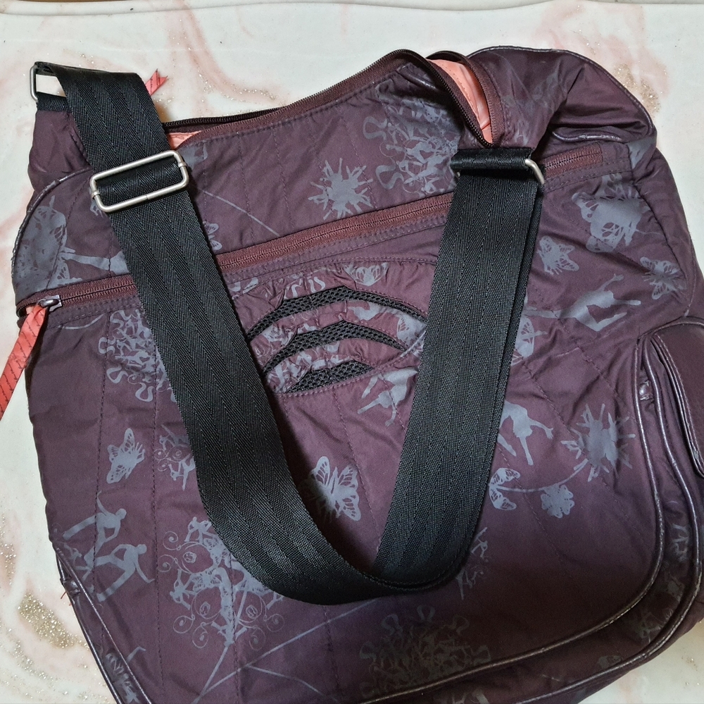 Lululemon dance floss travel bag